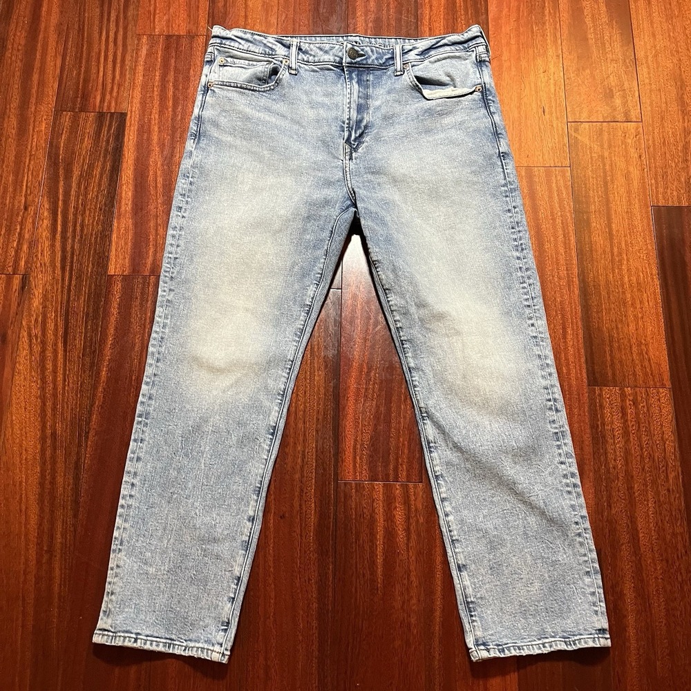 American Eagle Jeans Mens 36x30 Light Wash Athletic Fit EasyFlex Stretch 36x28